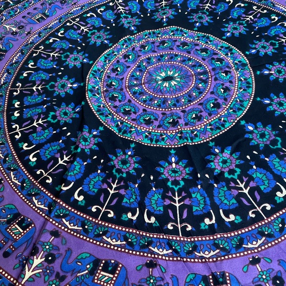 Elephant Tapestry - Picture 5 of 5